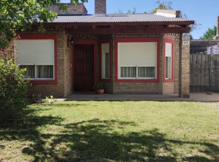 Casa · 213m² · 1 Ambiente · 1 Cochera