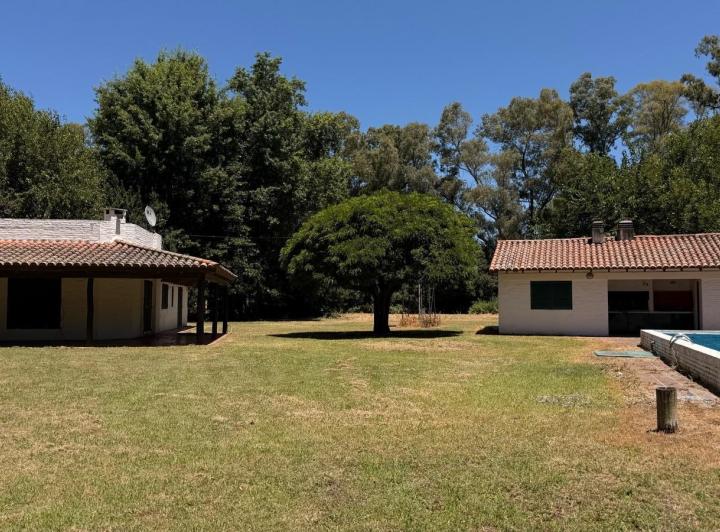 Casa · 7320m² · 7 Ambientes · 1 Cochera