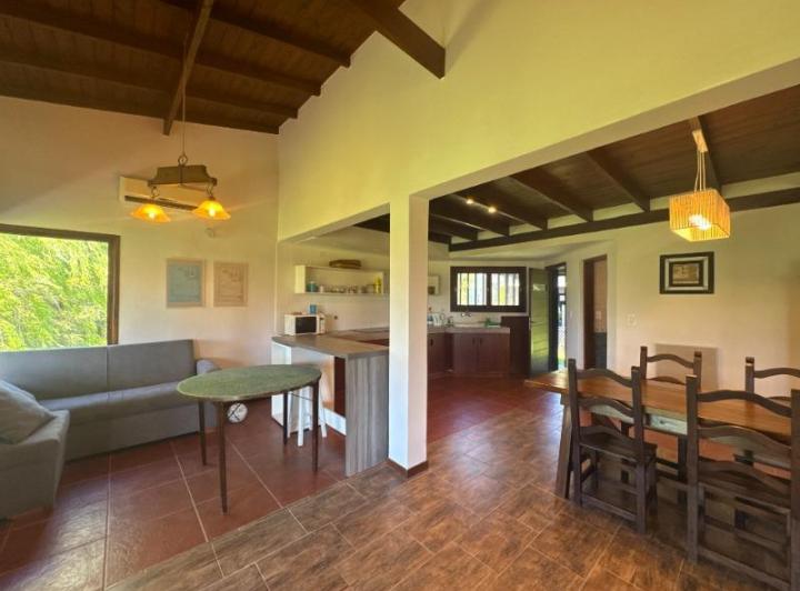 Casa · 150m² · 3 Ambientes · 1 Cochera