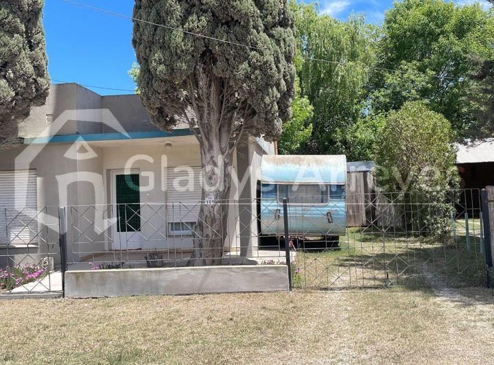 Casa · 147m² · 5 Ambientes · 1 Cochera