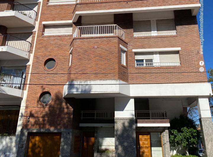 Departamento · 189m² · 4 Ambientes · 1 Cochera