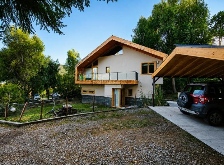 Casa · 172m² · 4 Ambientes · 2 Cocheras