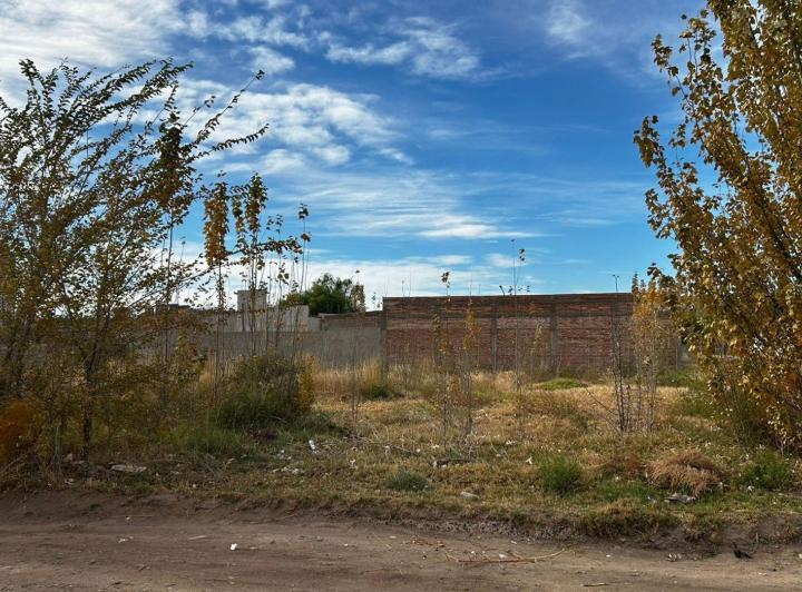 Terreno · 450m²