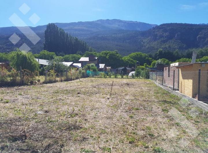 Terreno · 621m²