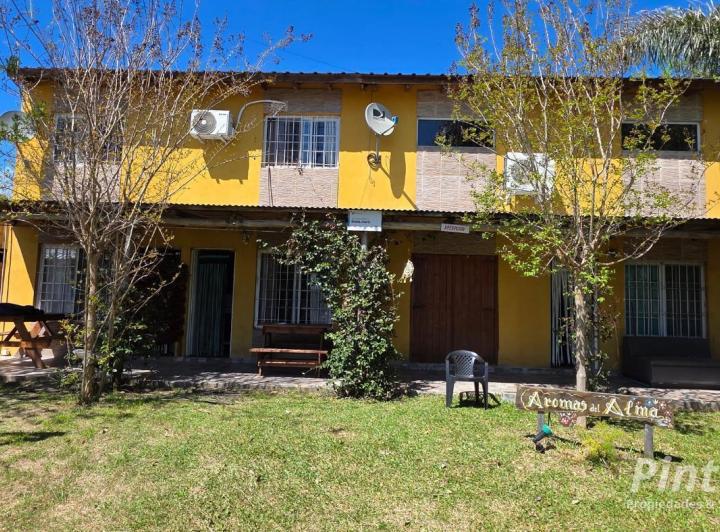 Casa · 169m² · 9 Ambientes