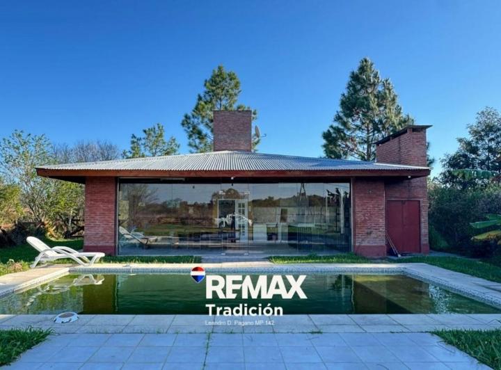 Casa · 137m² · 3 Ambientes · 2 Cocheras