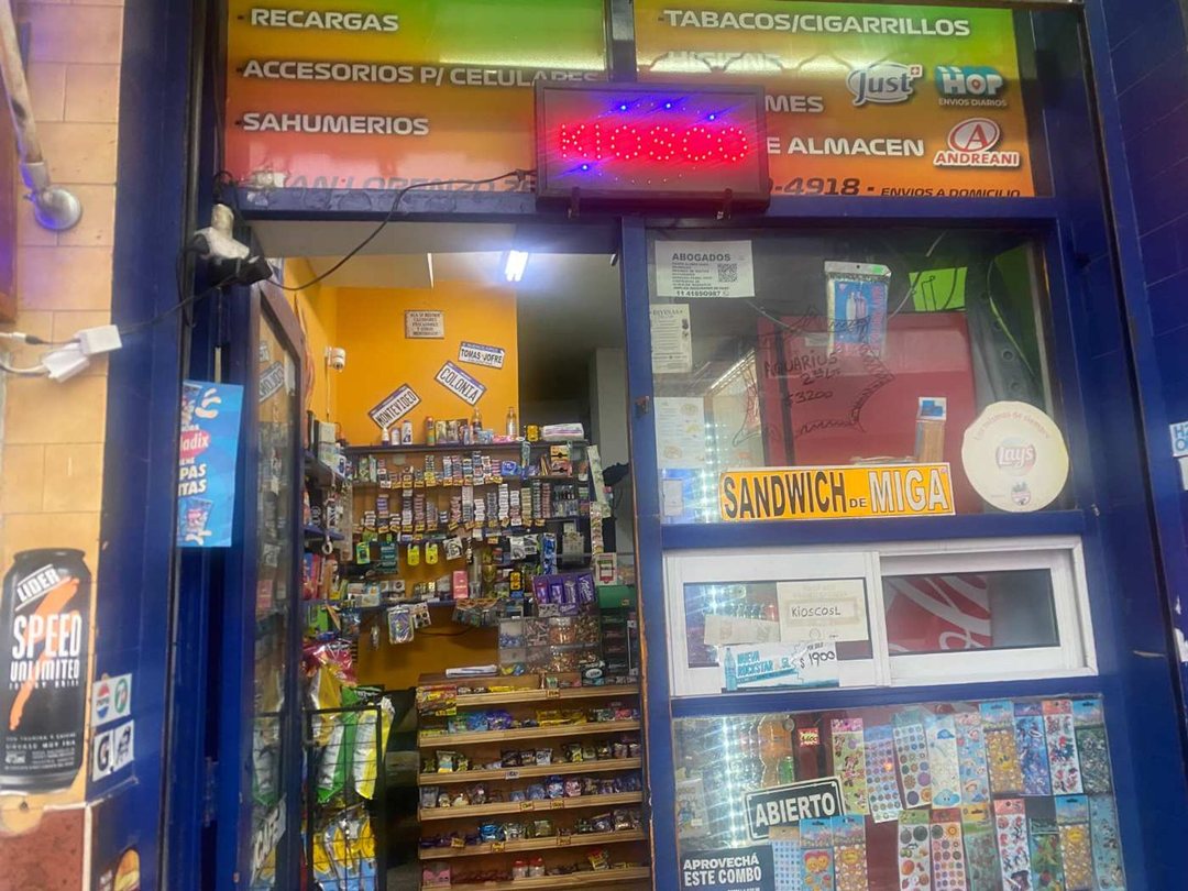 LOCAL COMERCIAL Y 2 PHs CENTRO SAN MARTIN