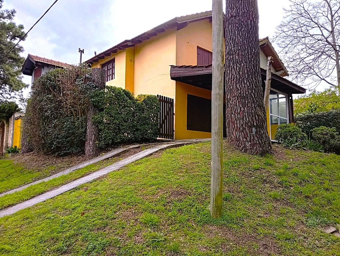 Venta Departamento 3 ambientes Ostende gas natural
