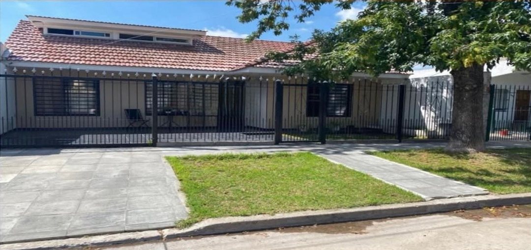 VENTA CASA  OPORTUNIDAD FLORENCIO VARELA
