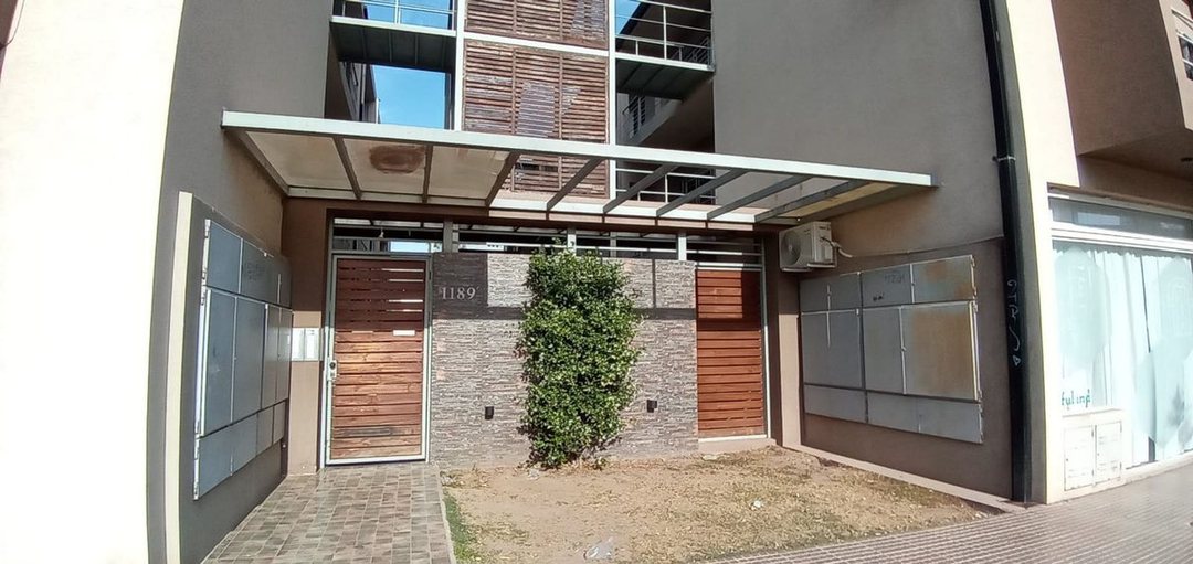 ALQUILER/DPTO. 1 DORMI/ZONA PROFESORADO/BALCÓN