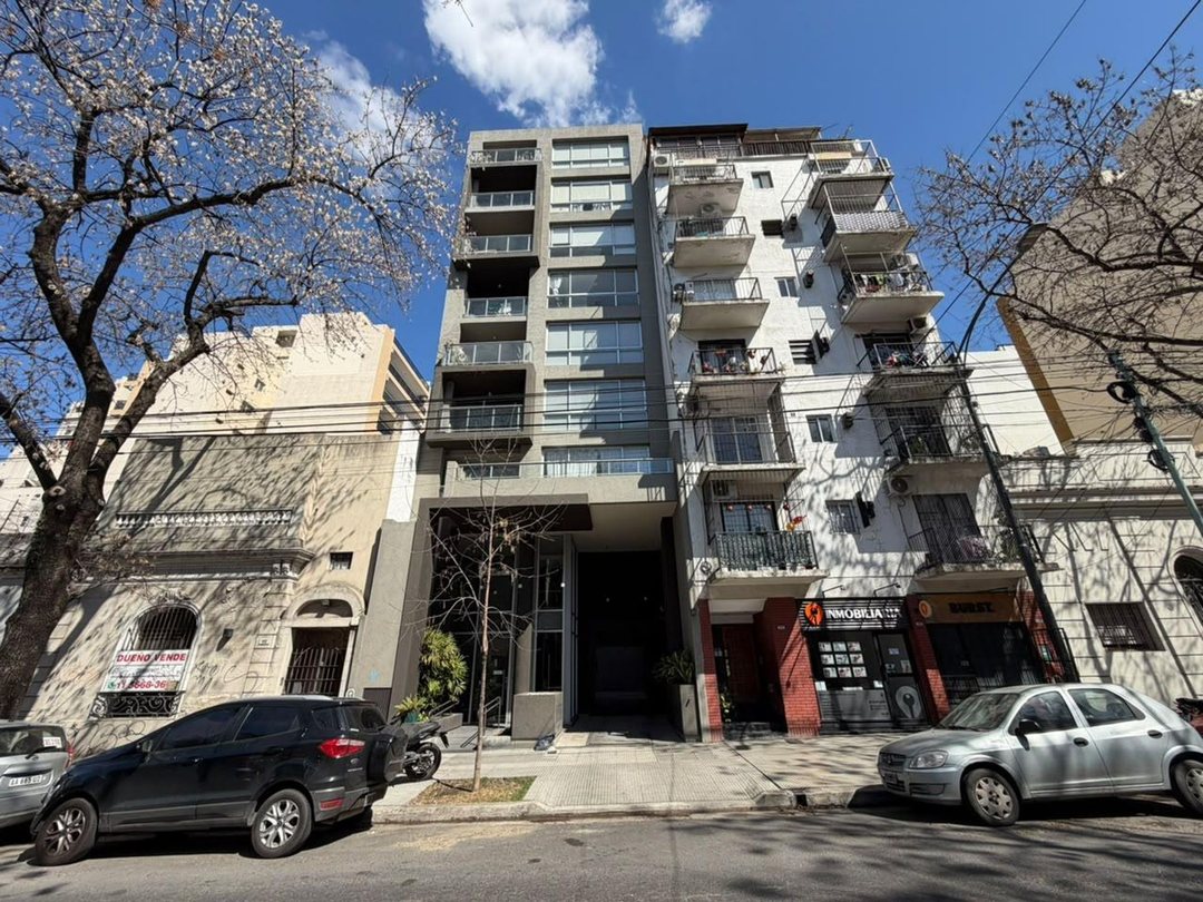 DEPTO VENTA 2 AMB EN VILLA URQUIZA CON BALCON