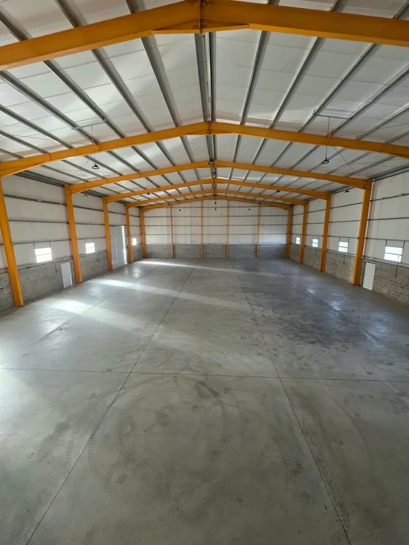 NAVE de 1250 m2 EN VENTA PARQUE INDUSTRIAL