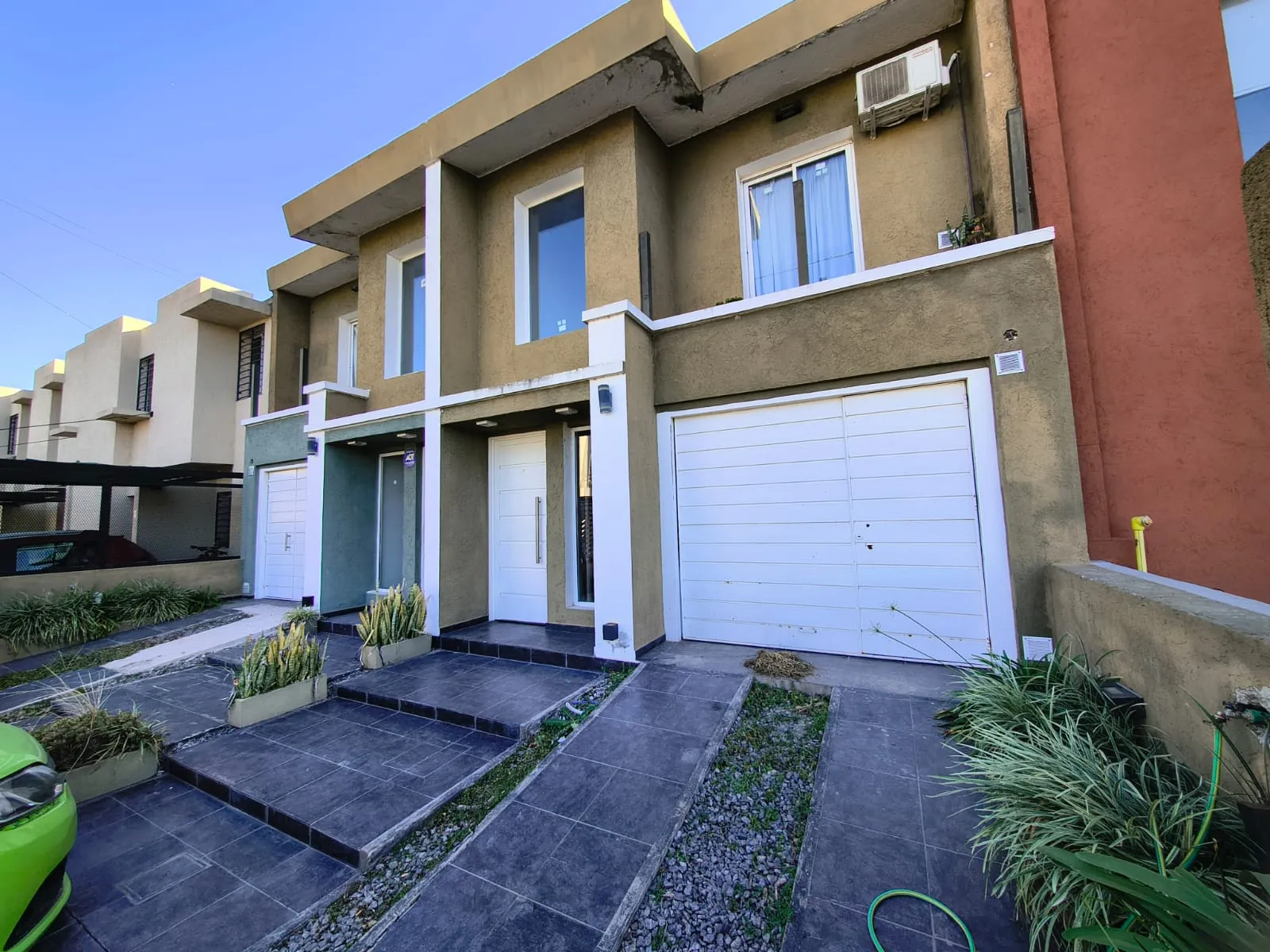 Dúplex en venta Valle Cercano - Barrio La Victoria