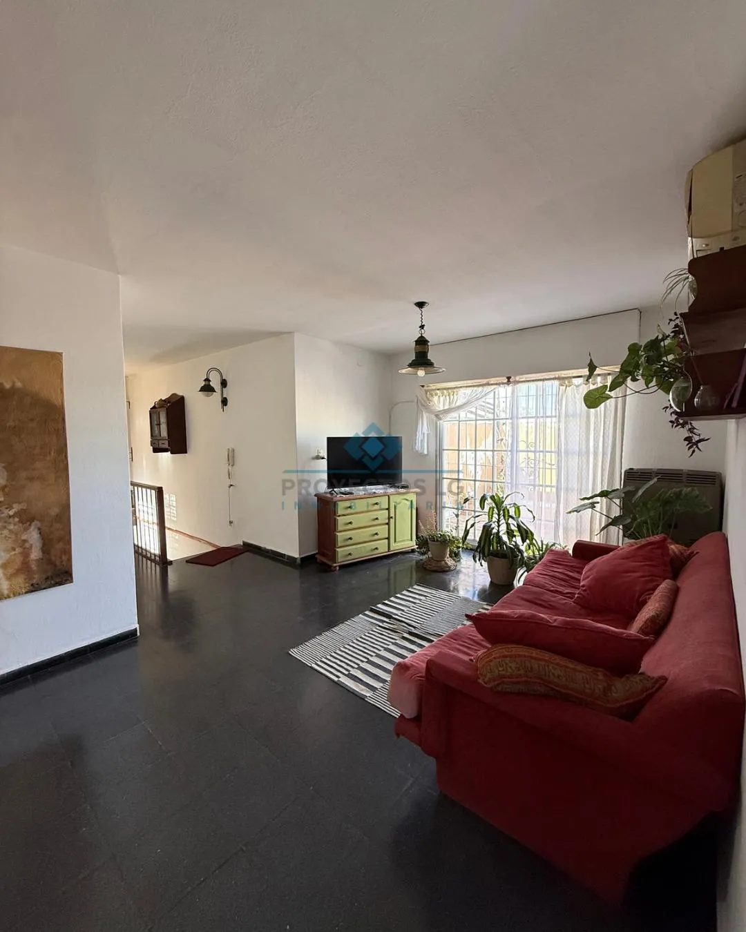 VENTA-PROPIEDAD MIXTA: COMERCIO + VIVIENDA- JESUS MARIA