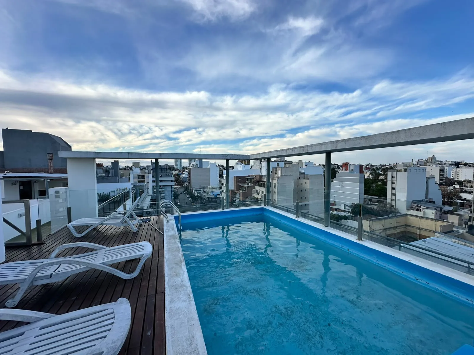 B° General Paz | 1 Dorm. C/ Balcón y Piscina | Prox. a Plaza Alberdi