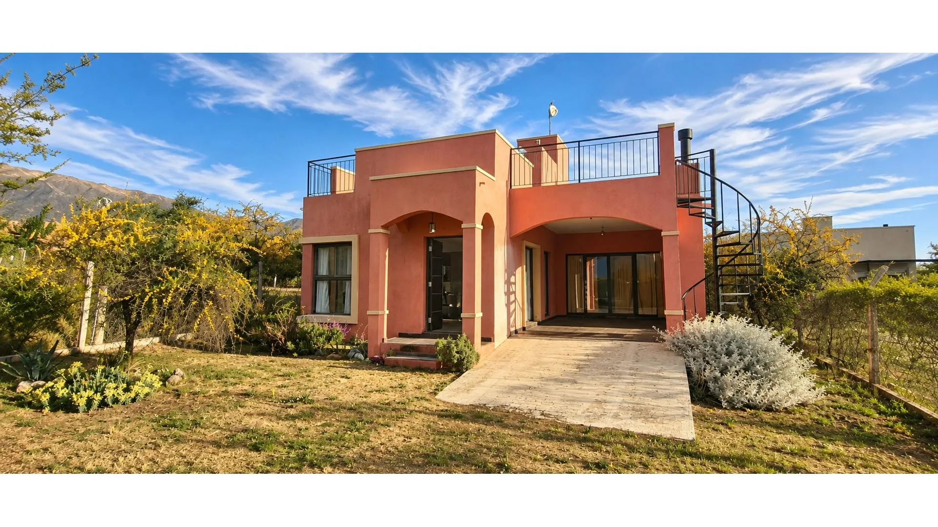 Casa Amoblada en Carpintería