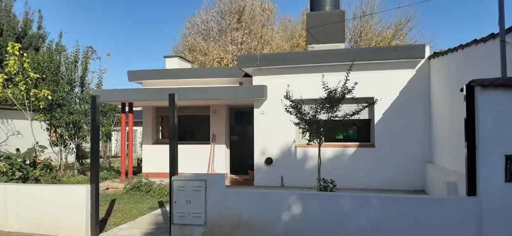 Güven Inmobiliaria Vende Casa de Dos dormitorios, Santa Rosa de Calamuchita.