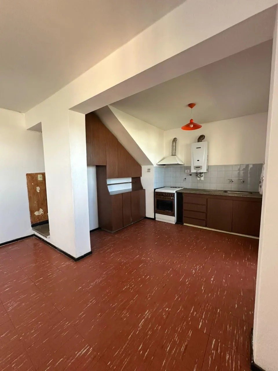 Venta Dúplex 2 Dorm. c/ Vista Despejada y Lavadero Separado | Sabattini esq. Gorriti