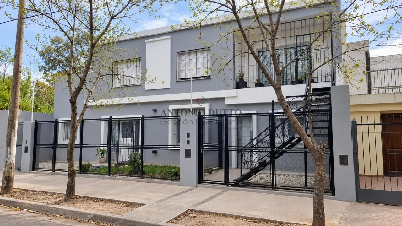 Complejo de 3 departamentos en block – Excelente renta – Parque Vélez Sarsfield