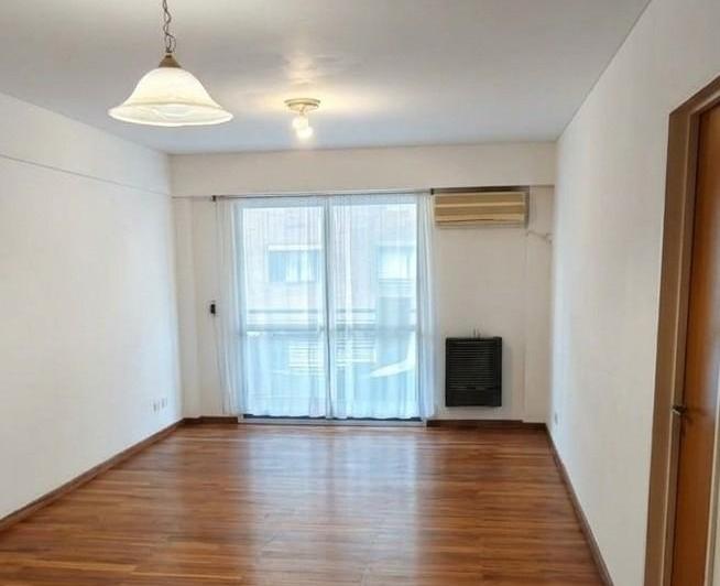 Departamento · 80m² · 4 Ambientes · 1 Cochera