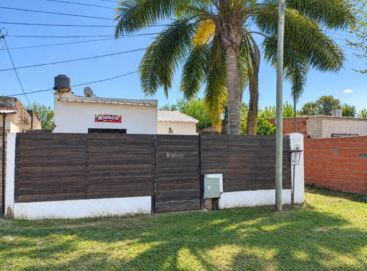 Casa · 63m² · 4 Ambientes · 1 Cochera