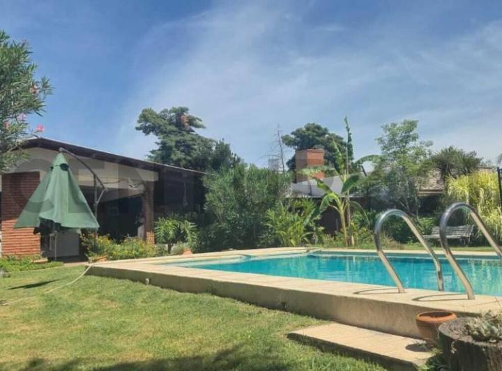 Casa · 160m² · 4 Ambientes