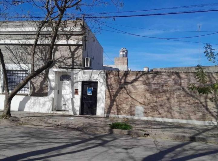 Casa · 128m² · 4 Ambientes · 1 Cochera