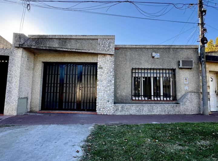 Casa · 136m² · 5 Ambientes