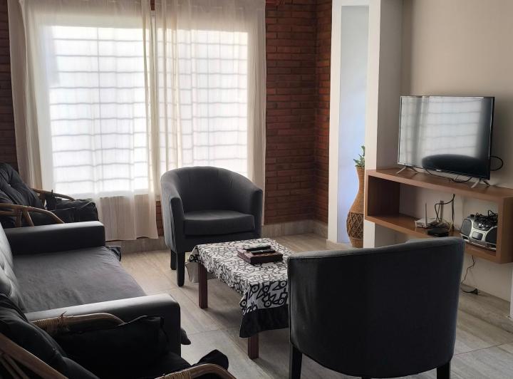 Casa · 260m² · 3 Dormitorios · 1 Cochera