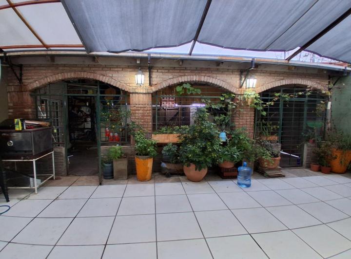 Casa · 162m² · 7 Ambientes · 1 Cochera