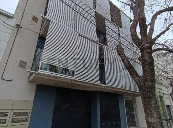 Departamento · 48m² · 5 Ambientes · 1 Cochera