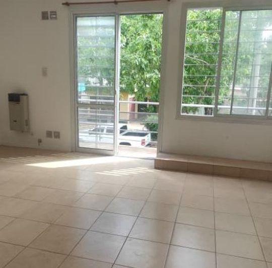 Departamento · 60m² · 5 Ambientes · 1 Cochera