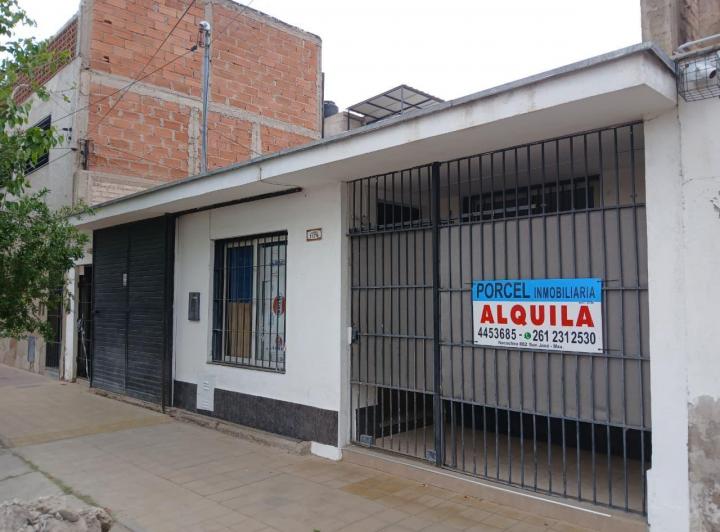 Casa · 120m² · 5 Ambientes · 1 Cochera