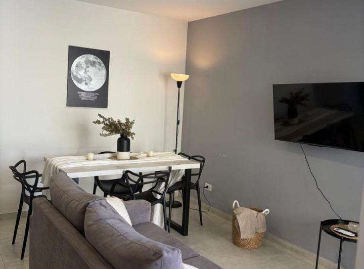 Departamento · 80m² · 5 Ambientes · 1 Cochera