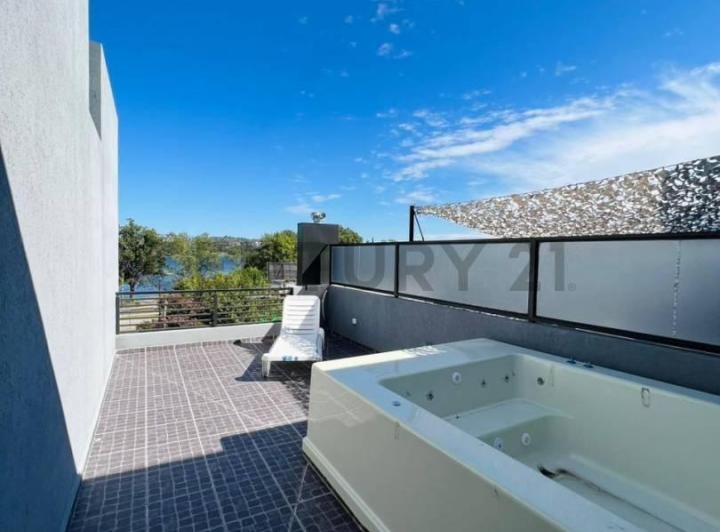 Departamento · 114m² · 6 Ambientes · 1 Cochera