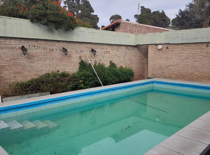 Casa · 643m² · 5 Ambientes · 2 Cocheras