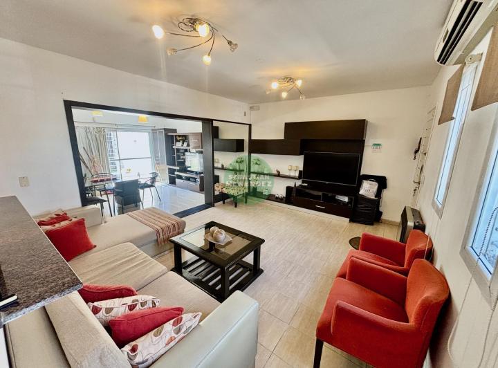 Casa · 115m² · 5 Ambientes · 2 Cocheras