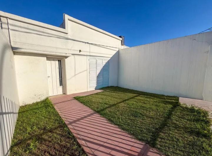 Casa · 90m² · 3 Ambientes · 1 Cochera