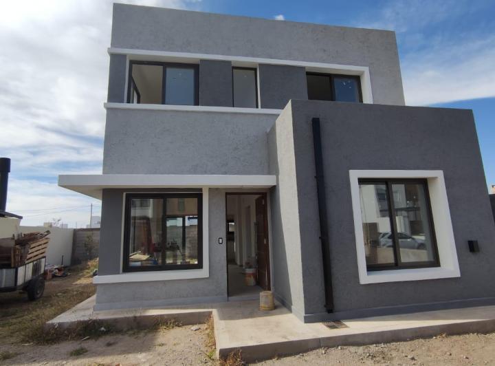 Casa · 110m² · 5 Ambientes