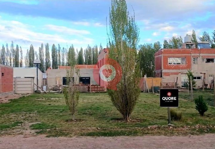 Terreno · 303m²