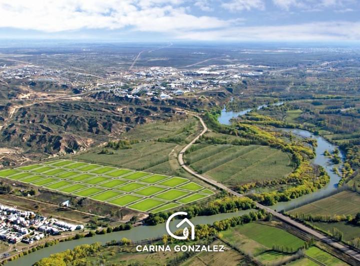 Terreno · 300m²