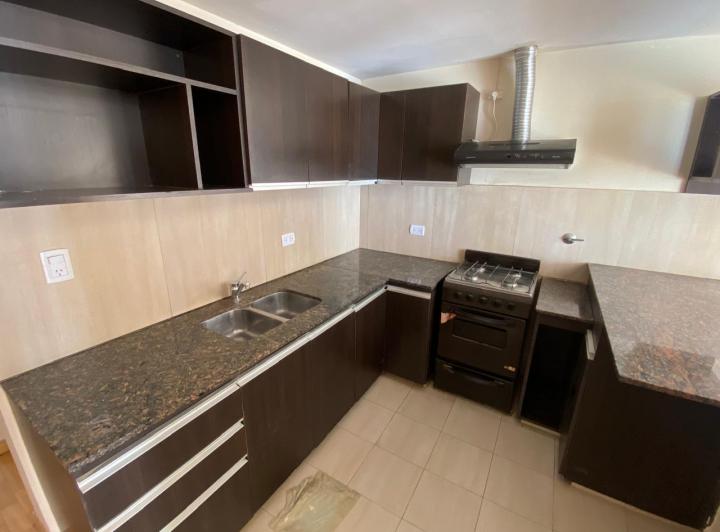 Casa · 100m² · 4 Ambientes · 1 Cochera