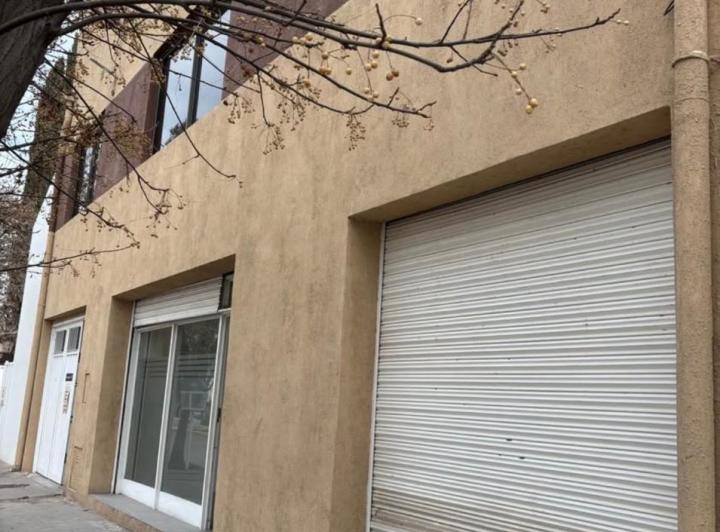 Local comercial · 70m² · 2 Ambientes