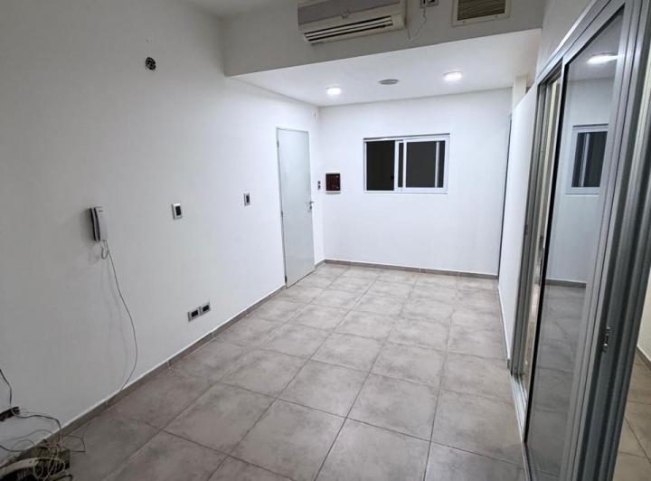 Local comercial · 75m² · 5 Ambientes