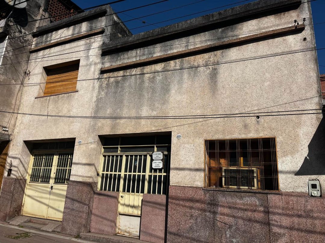 VENTA TERRENO ZONA ABASTO --262M2