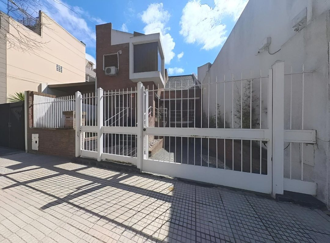 VENTA de CASA EN DEVOTO