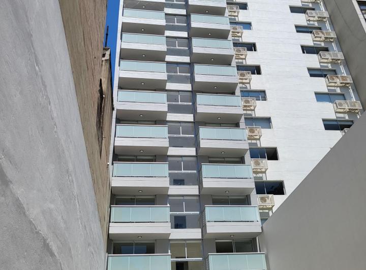 Departamento · 60m² · 2 Ambientes · 1 Cochera