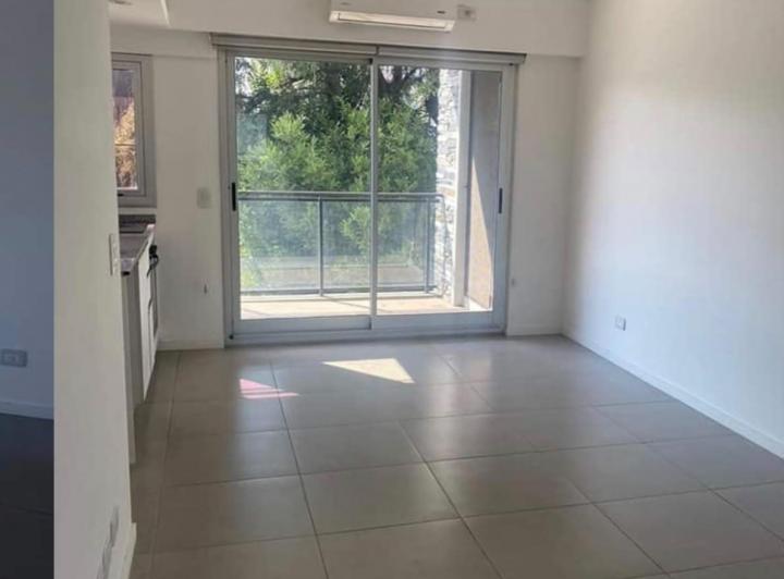 Departamento · 45m² · 2 Ambientes · 1 Cochera