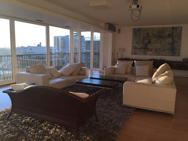 Departamento · 330m² · 5 Ambientes · 2 Cocheras