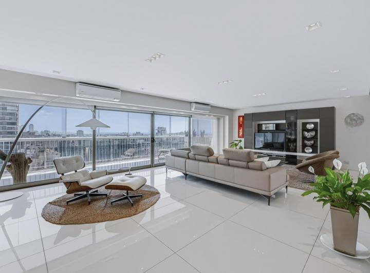 Departamento · 400m² · 5 Ambientes · 2 Cocheras